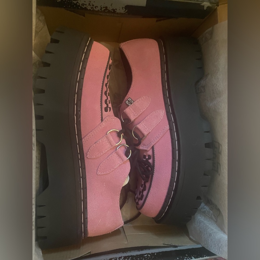 Brand New Tuk Pink Suede Platform Creeper Oxford Size 10